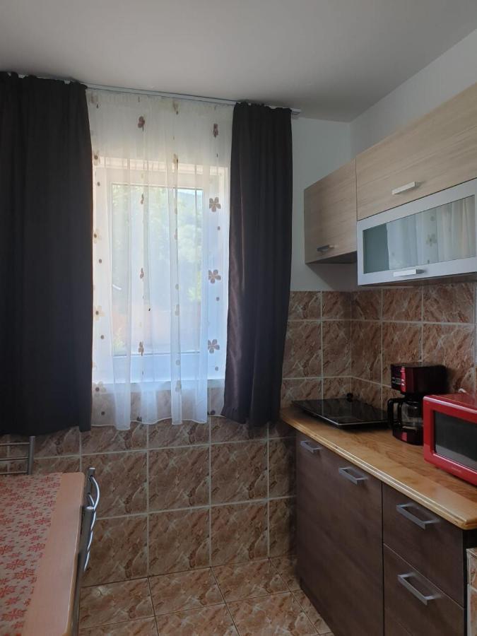 Cazare Apartament Cu 2 Camere نيهويو المظهر الخارجي الصورة